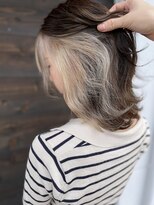 イロン(iroN)&nbsp;20代女性　ホワイトベージュ