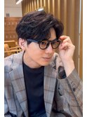大人フェザーパーマ 刈り上げ ビジネスヘア