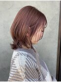 ピンクベージュ