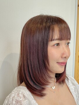 モーント(MOND) 小顔レイヤー×ピンクブラウン