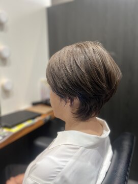 アミックス Hair&Make Amix KOKUSAIHOTEL 白髪　ぼかし