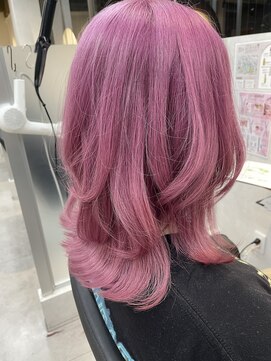 ニカ(NIKA) 爽やかピンク！