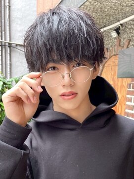 ナチュラル 渋谷(NATURAL) フェザーパーマ/スパイキーショート/サーフカール[メンズ/渋谷]