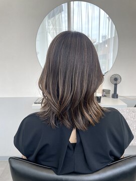 トッカ 茨木(tocca) 大人のための【脱白髪染めハイライト】