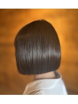 ブロス ザ ヘアー(bros.THE HAIR) ★前下がり切りっぱなしボブ★