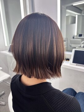 イロウ 山口どうもん店(IROW) ダブルカラー/似合わせカット/切りっぱなしボブ/ブリーチなし