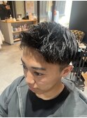 刈り上げセンターパート/波巻きツイストスパイラル/柏