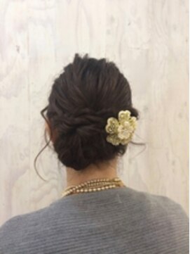 ハニーシブヤ(HONEY shibuya) 【HONEY渋谷】ナチュラルねじりアップ