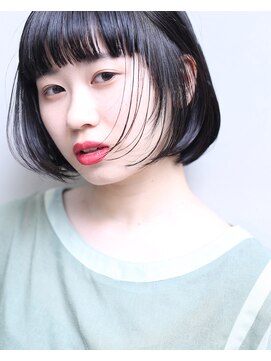 イル(ill) 耳掛けワンカールボブ　暗髪