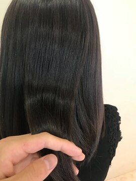 e.m.a プレミアムビューティーサロン 栄駅店(e.m.a PREMIUM BEAUTY SALON) 雨にも負けない美髪チャージ