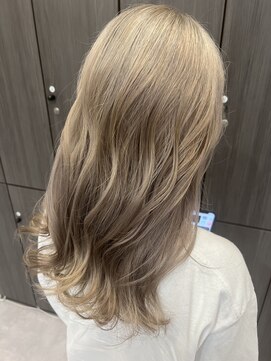 ボスクリエイション(BOSS CREATION) ホワイトベージュ