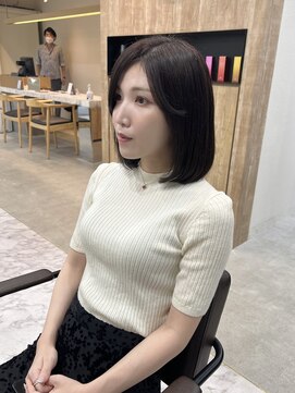 ルオーブ(L'aube) ラベンダーカラー×切りっぱなしボブ