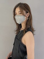 アンサー(answer)&nbsp;こなれミディアムレイヤー×アッシュベージュ