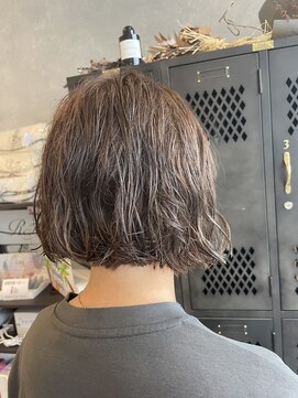 アチーブリス(achieve Liss) ミディアムパーマ/ゆるふわパーマ/レイヤーパーマ/癖毛風