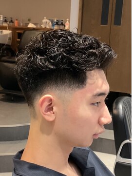 グルーマーズトウキョウ 渋谷店(GROOMER/S TOKYO) ショートハーパー！スペインカール発祥店