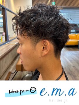 エマヘアデザイン(e.m.a Hair design) ツイストスパイラルパーマ