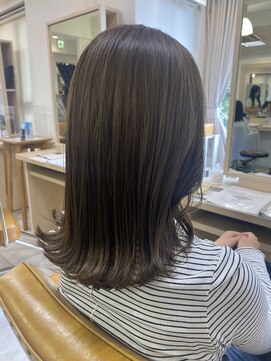 アンフレール ほんのりオリーブベージュ/大園芽依