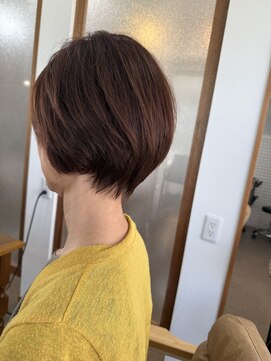 グロウトヨサキワン(GLOW TOYOSAKI ONE) 襟足軽めのショート