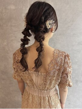 フレームプラス なんば駅前店(FRAME+) ヘアアレンジ　ツインアレンジ