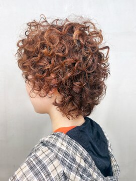 マッシュショートパーマナチュラルパーマ癖毛風パーマオレンジ