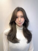 リー 四ツ橋(Lee)&nbsp;レイヤーカット/顔まわりカット/韓国レイヤー