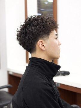 ザ ワンアンドオンリー シズオカ(The one and only. Shizuoka) テーパーフェード×ピンパーマ