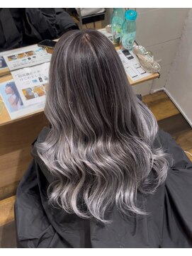 ティエル(Tiele) シルバーバレイヤージュ