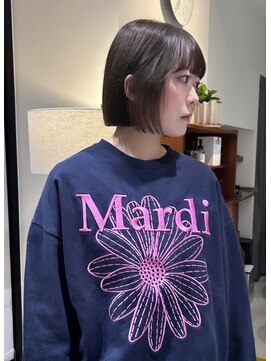 ホミ(FOMI) ニュートラルブラウン×ぷつっとボブ