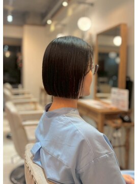 アンリー 四条烏丸店(Anree) 量感にこだわる切っぱなしボブ☆