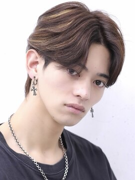 アーリー(Ali'i) ノーセットセンターパートウルフニュアンスパーマハイライト