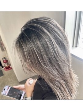 パーク バイ クリーム 大宮(PARK by CREAM) グレージュハイライトカラー