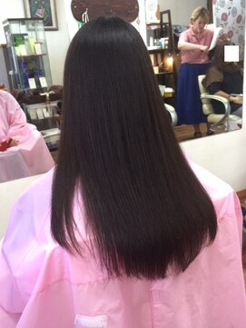 チチカカ(chichikaka) 営業ビフォーアフター、黒染めリカバリー縮毛矯正