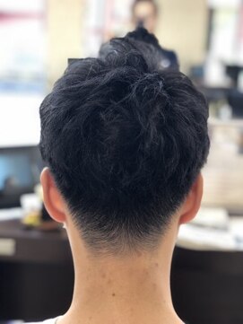 クアトロ 小山店(QUATRO) アップバング