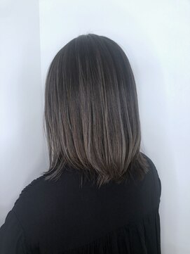 ルチェア ヘア(Lucea Hair) 肩ボブアッシュハイライト