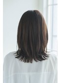 20代30代大人かわいいうる艶髪抜け感ヘア切りっぱなしミディアム