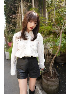 ドットハリス(.Hallis) ミディアムレイヤースタイル