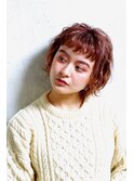個性派オン眉ショート