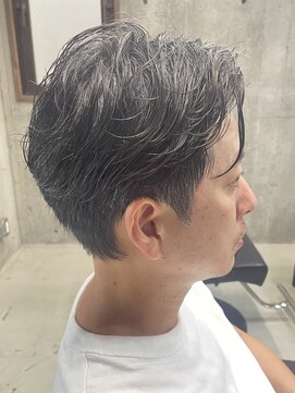 フイ 自由が丘(men's salon Hui) メンズ/アップバング/ツーブロックマッシュ/束感ショート波巻き