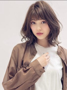 スノードロップ 荻窪(Snowdrop) 斜めバング/レイヤーカット/ウェットヘア/オリーブベージュ