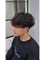 ホワイト(WHITE)&nbsp;波巻きパーマ/波巻きスパイラル/メンズパーマ