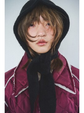 ヤー(YA) ミディアムレイヤー