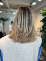 メリー オオサカ(Merly Osaka)&nbsp;White beige balayage