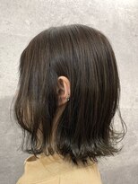 ラテ 渋谷(LATTE)&nbsp;赤みを抑えた透明感カラー《オリーブアッシュ》