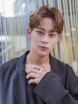 シティ(CITY) フェザーパーマブルーブラックショートセンターパートガイルヘア