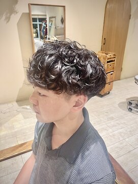 サロン ド ソーホー 蕨(Salon de SOHO) ノーセットでもキマる！無造作パーマ♪【高島　旭】