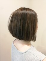 キキ(KIKI)&nbsp;レディ前下がりボブ