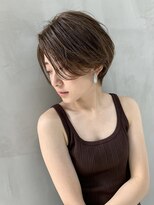 ミィ 表参道(mee.)&nbsp;【mee.】ブチ　横顔もキレイなショートヘア