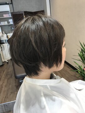 ヘアーアンドビューティー ロカヒ(HAIR&BEAUTY LoKaHi) シンプルショート