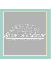 Grand tete Luana