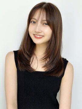 シーシンジュク 新宿南口(Sea shinjuku) 韓国風前髪×レイヤーカット【新宿/前髪/レイヤーカット】